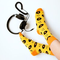 Žlté veselé ponožky pre hudobníka či milovníka hudby, vhodné ako darček-Ponožky - Vinyl